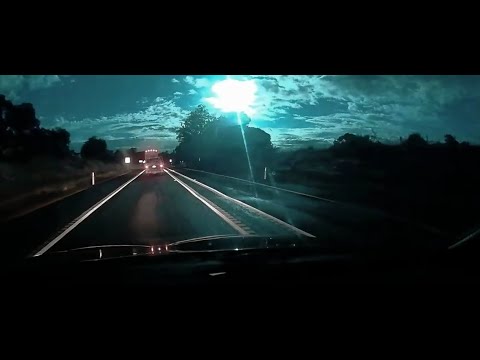 Superbright Shooting Star - dashcam Western Australia