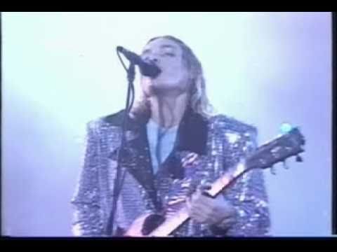 Silverchair - Hollywood (First Ever Live Performance @ Rock In Rio 3) 1/21/2001