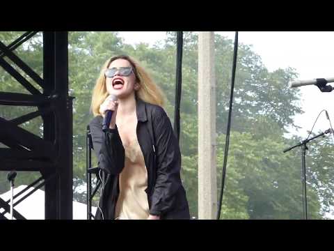 Sky Ferreira - Voices Carry (cover) - 2019 Pitchfork Music Festival Chicago